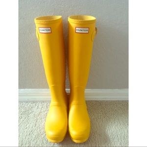 Hunter rain boots